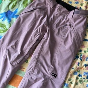 SOLD 🌼 Outdoor Research Ski Pants